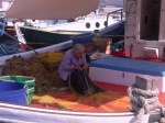 Cyclades/Folegandhros:mending the nets Cyclades/Folegandhros:mending the nets